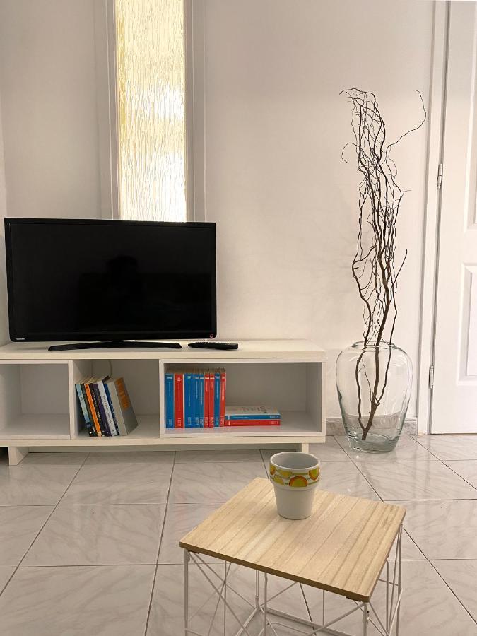 Citrus Apartment Argosztóli Kültér fotó